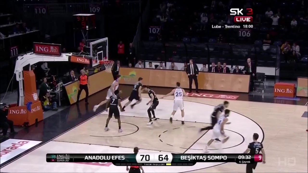 Shaquielle McKissic against Anadolu Efes (38 PTS - 8 REBS - 4 ASTS - 3 STLS) 26.01.2020