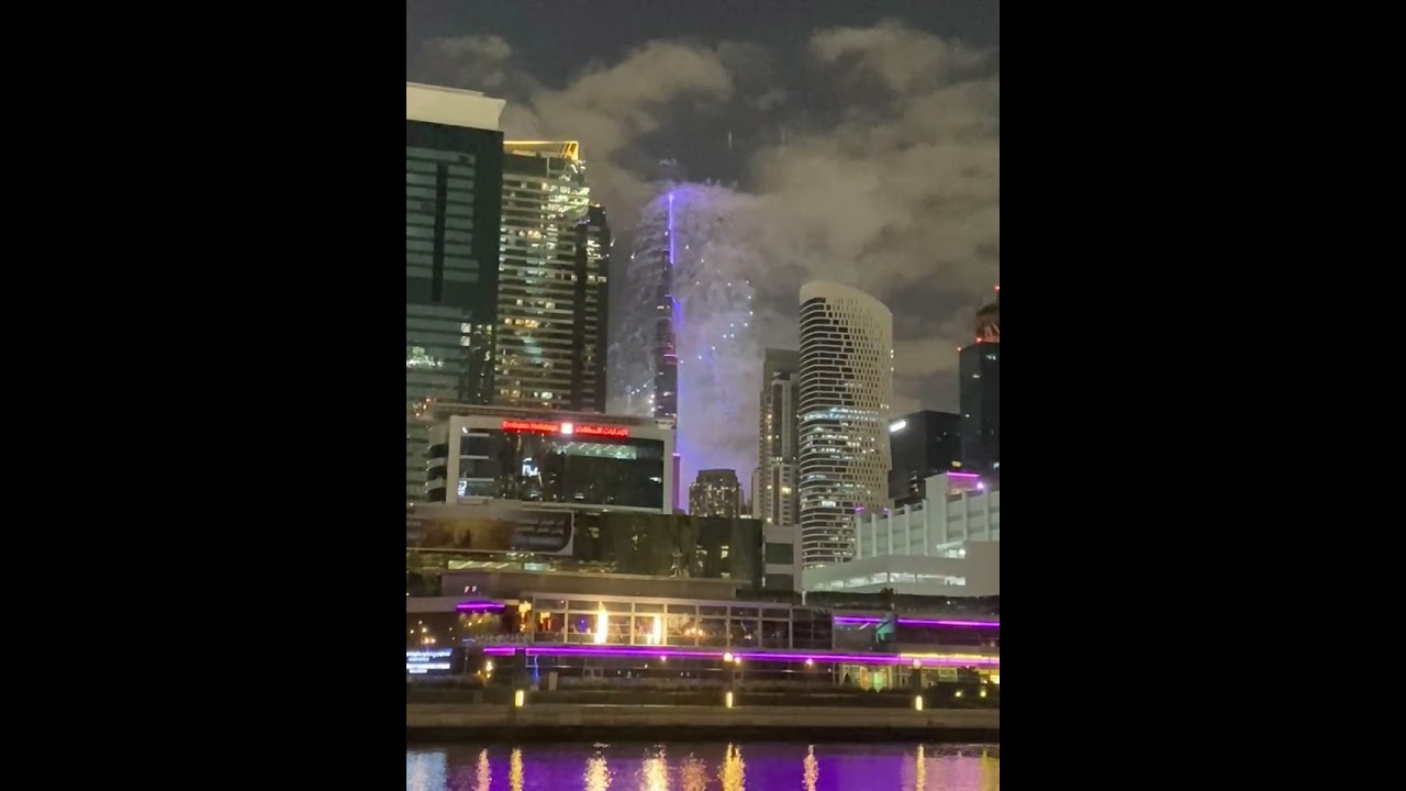 New year fireworks 🎆 burjkhalifa 
