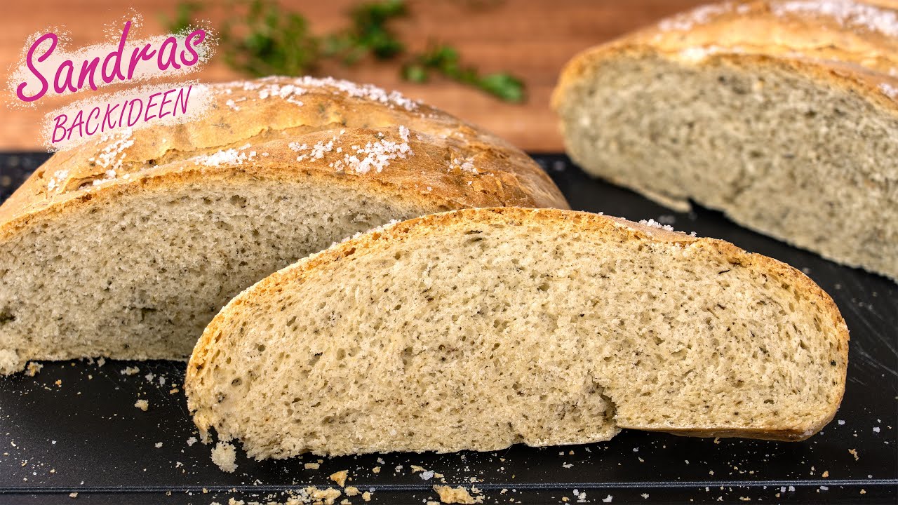 Dinkelbrot mit Kräutern - perfekte Grillbeilage | Kräuterbrot