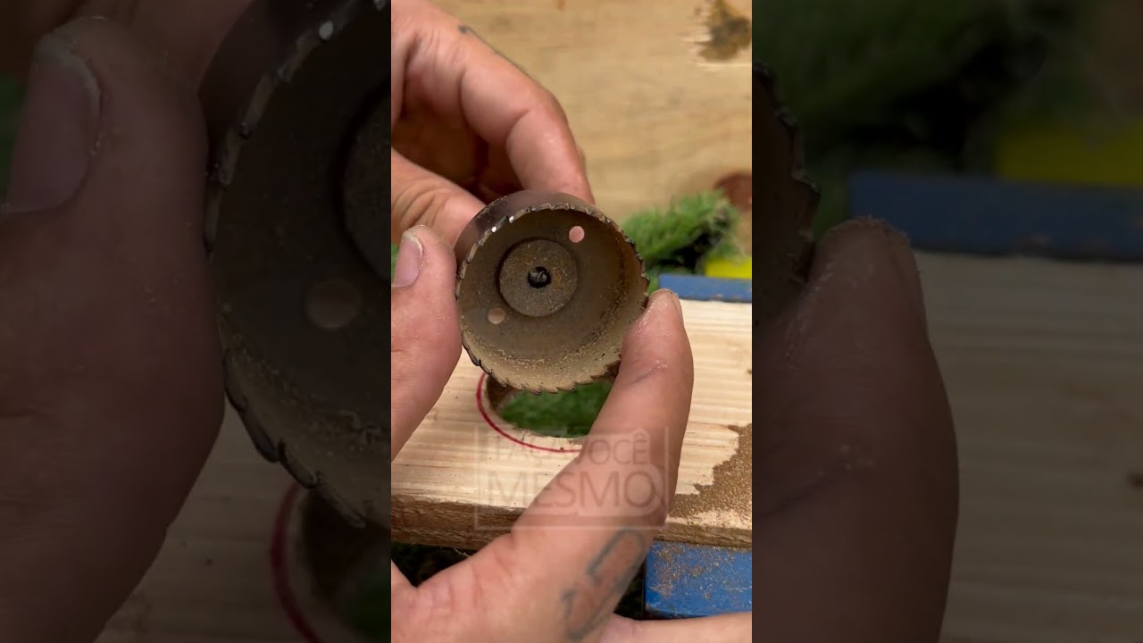 Запомните этот совет, чтобы точно использовать корончатую пилу. #AmericanBuilds #SmartFix #DIYRepair