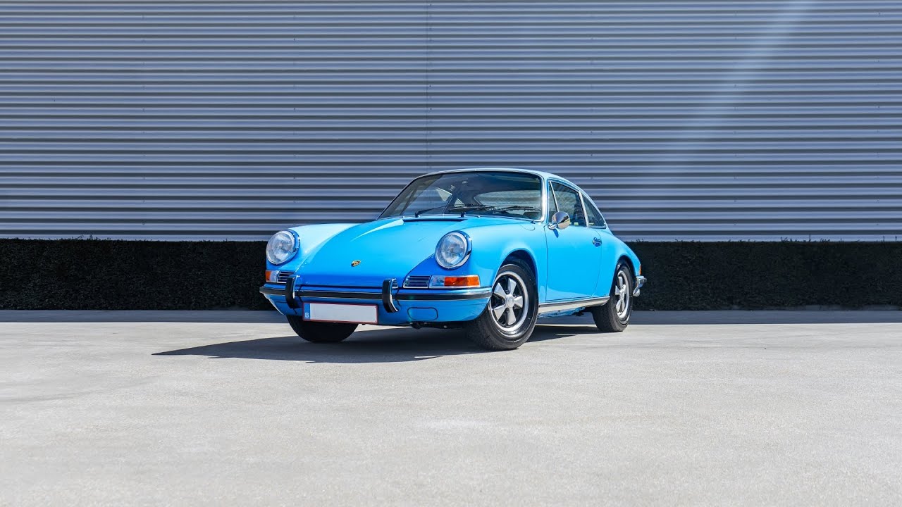 Porsche 911 2.2T - Walk Around & Drive