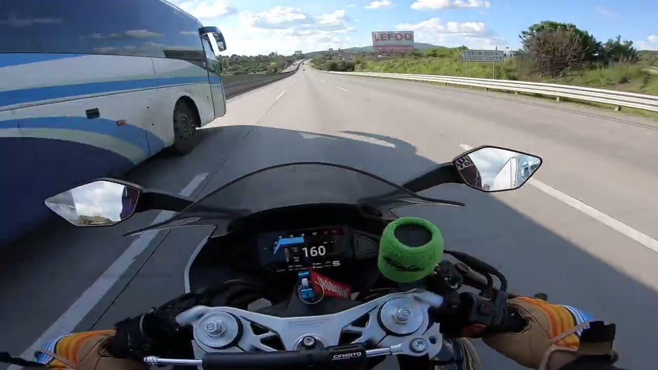 Viaje 6 horas en mi 675 SR-R, de Queretaro a CDMX y de regreso