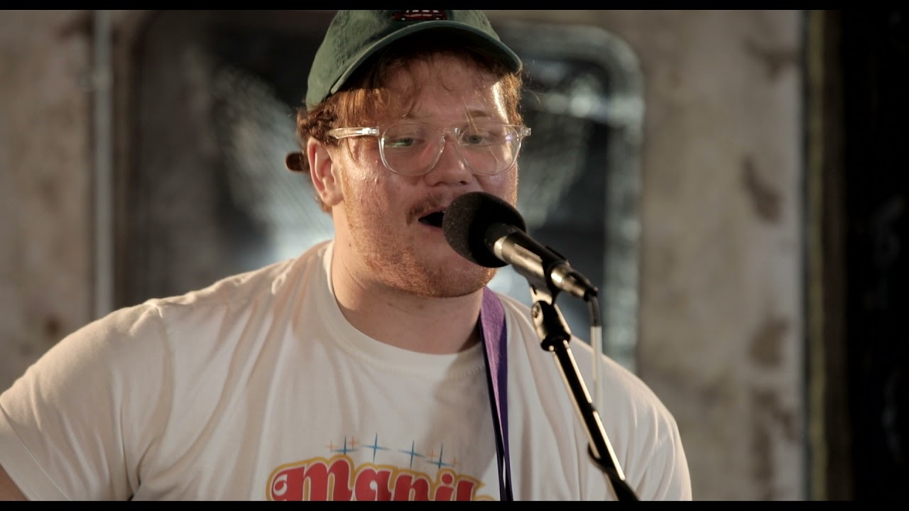 Harrison Gordon - Half empty tall boys (Cometogetherspace Sessions)