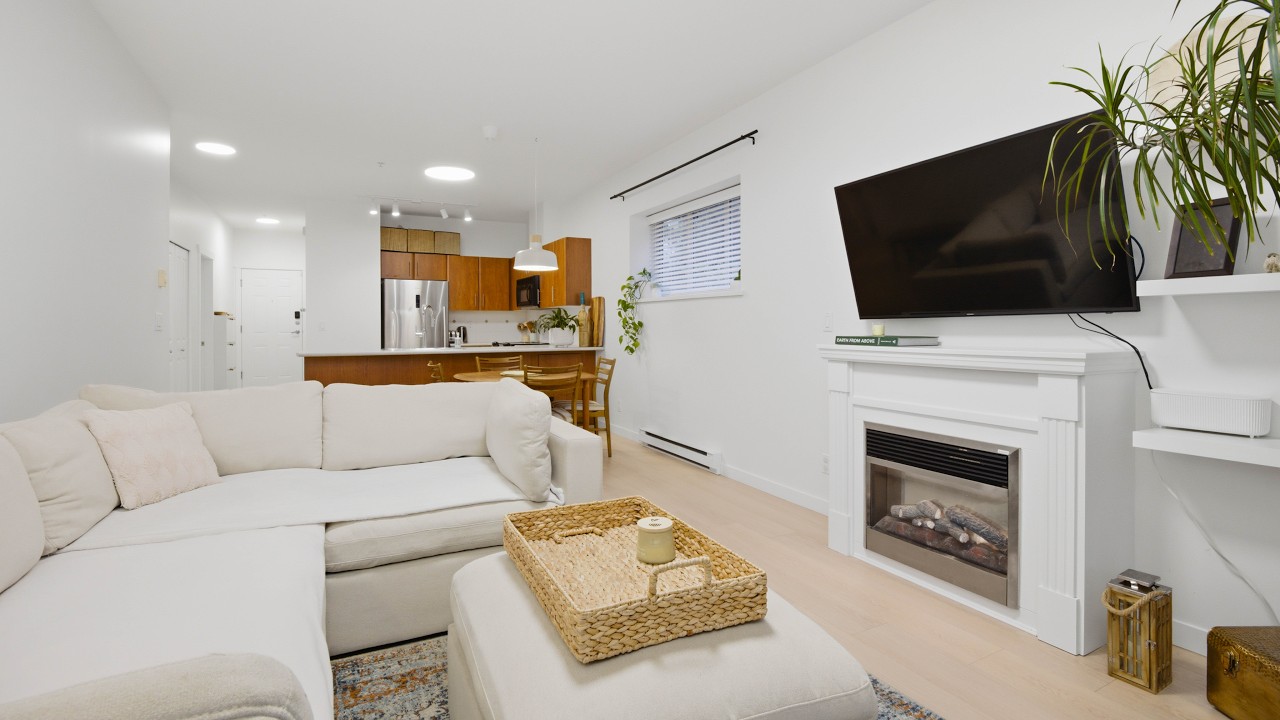 10 - 730 Farrow St  Coquitlam