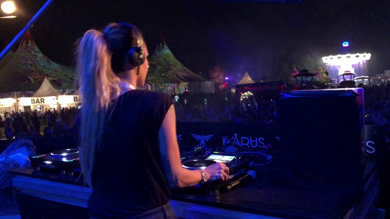 Deborah De Luca @ IKARUS FESTIVAL - Germany 9.06.2018
