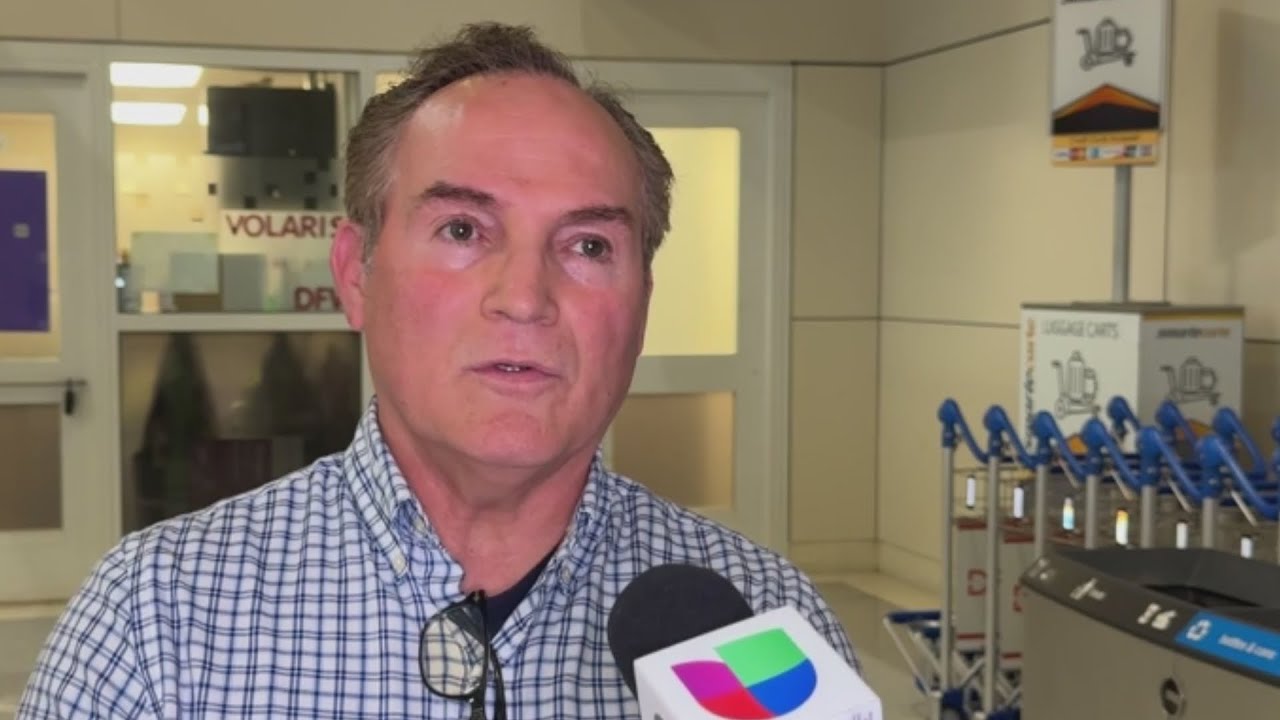 Hombre denuncia que trabajadora de Volaris perdió su pasaporte en el aeropuerto de Dallas-Fort Worth