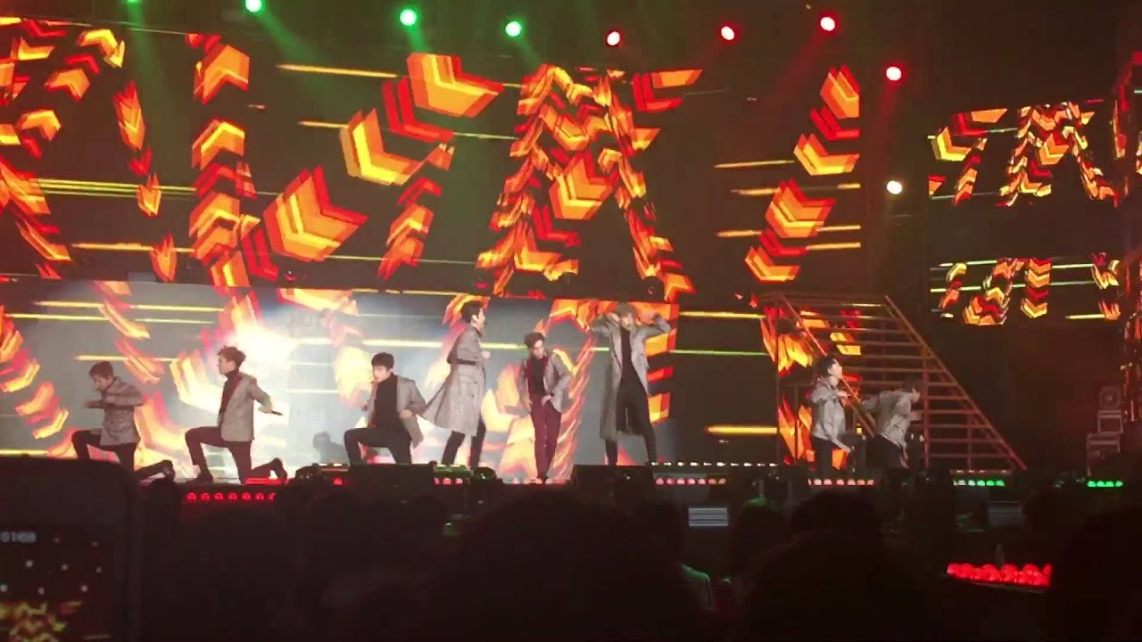 GAON CHART K-POP AWARDS 160217 EXO LOVE ME RIGHT