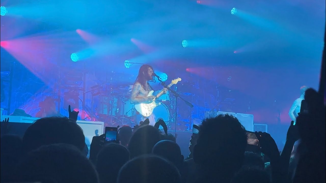 Biffy Clyro - Many Of Horror Live Glasgow Barrowlands  26/10/24