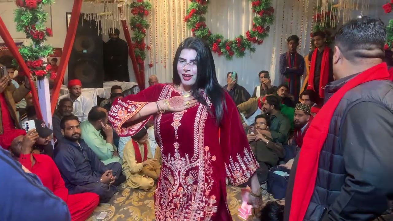 Dewana ho lal ka dewana (LaL Shahbaz Qalandar)  (sehwan shareif  urs )5/02/2026 Dance Mujra 