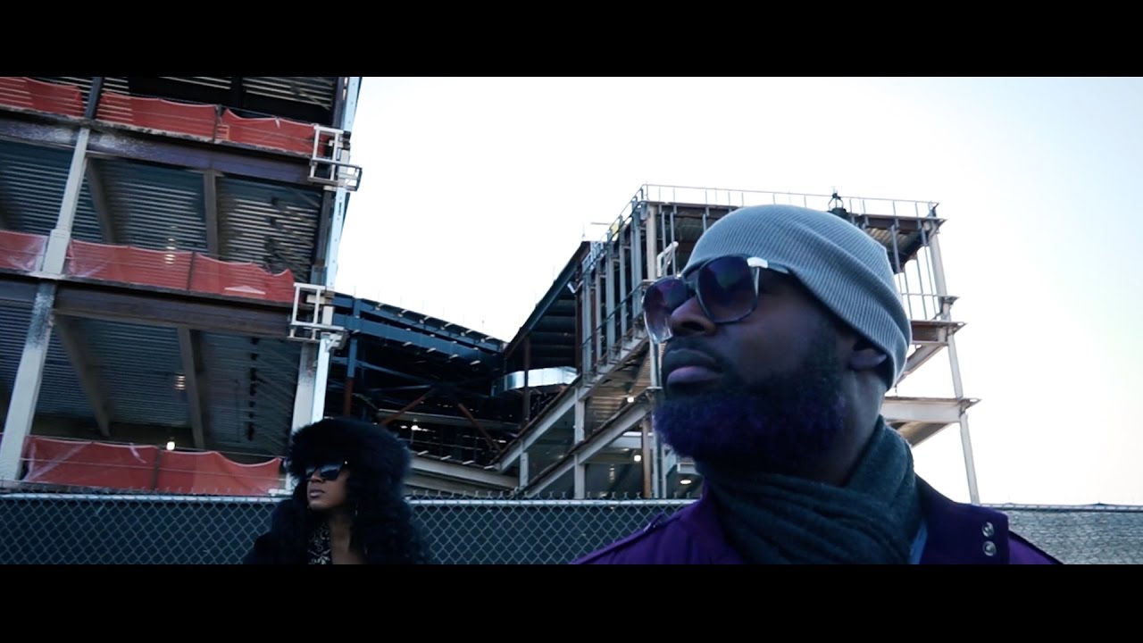 CoolBeanz X DeLaurian &bull; City Folk