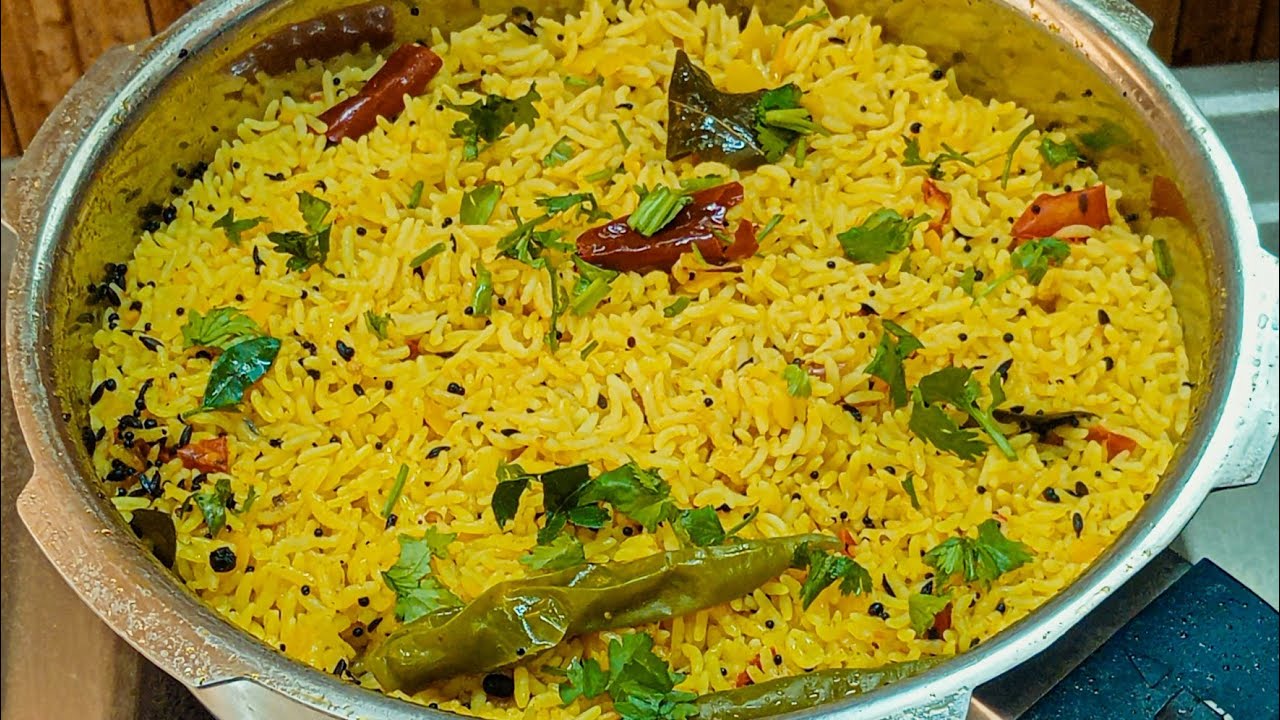 சுவையான அரிசி பருப்பு சாதம் இப்படி சுவையா செய்து பாருங்க