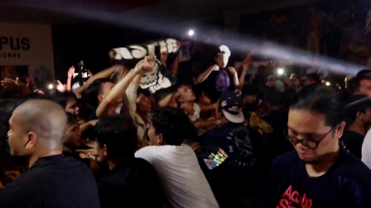 Greyhoundz - Krus (Live at B-Side's End of an Era)