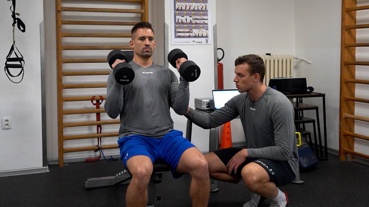 Jak by měl vypadat silový trénink starších žáků? Zacvičil si i Tomáš Plekanec