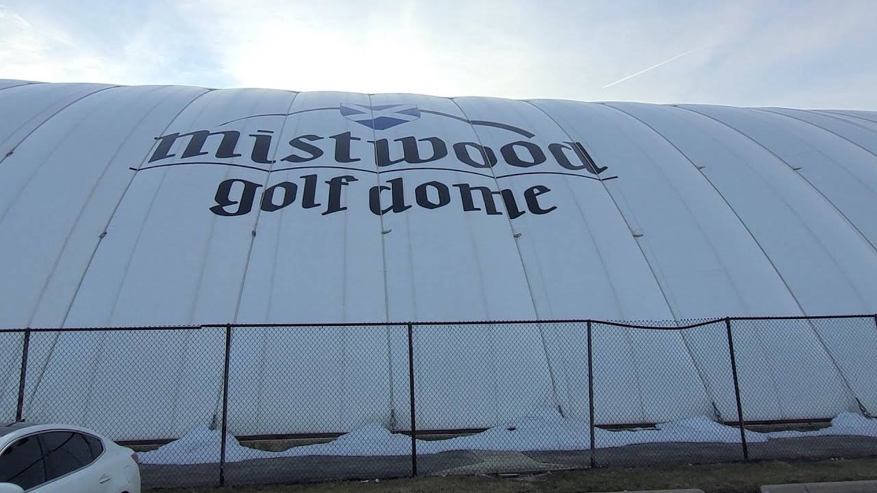 Mistwood  Indoor Golf Dome Review | Bolingbrook, IL