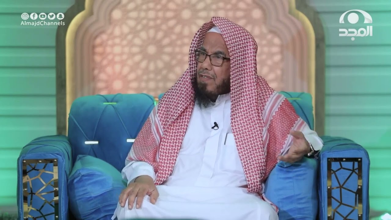هل يعد تصوير الشخص لنفسه أمام الكعبة و أثناء تأدية الشعائر الدينية من الرياء؟