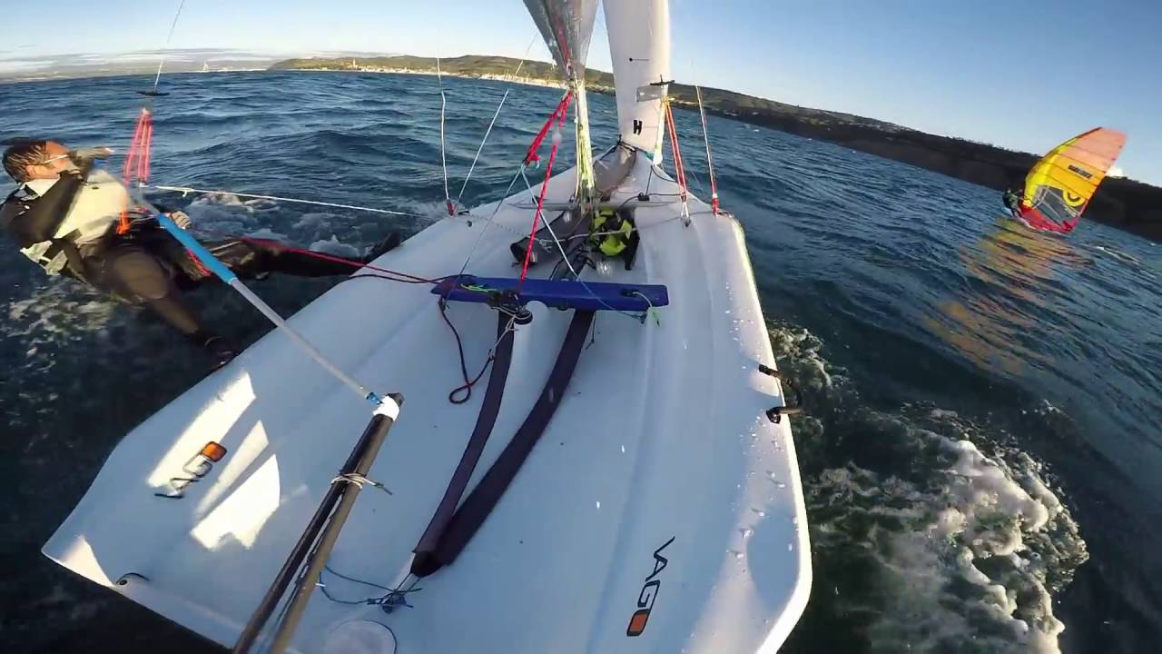 Laser vago XD Vs formula surf - close flybyes :)