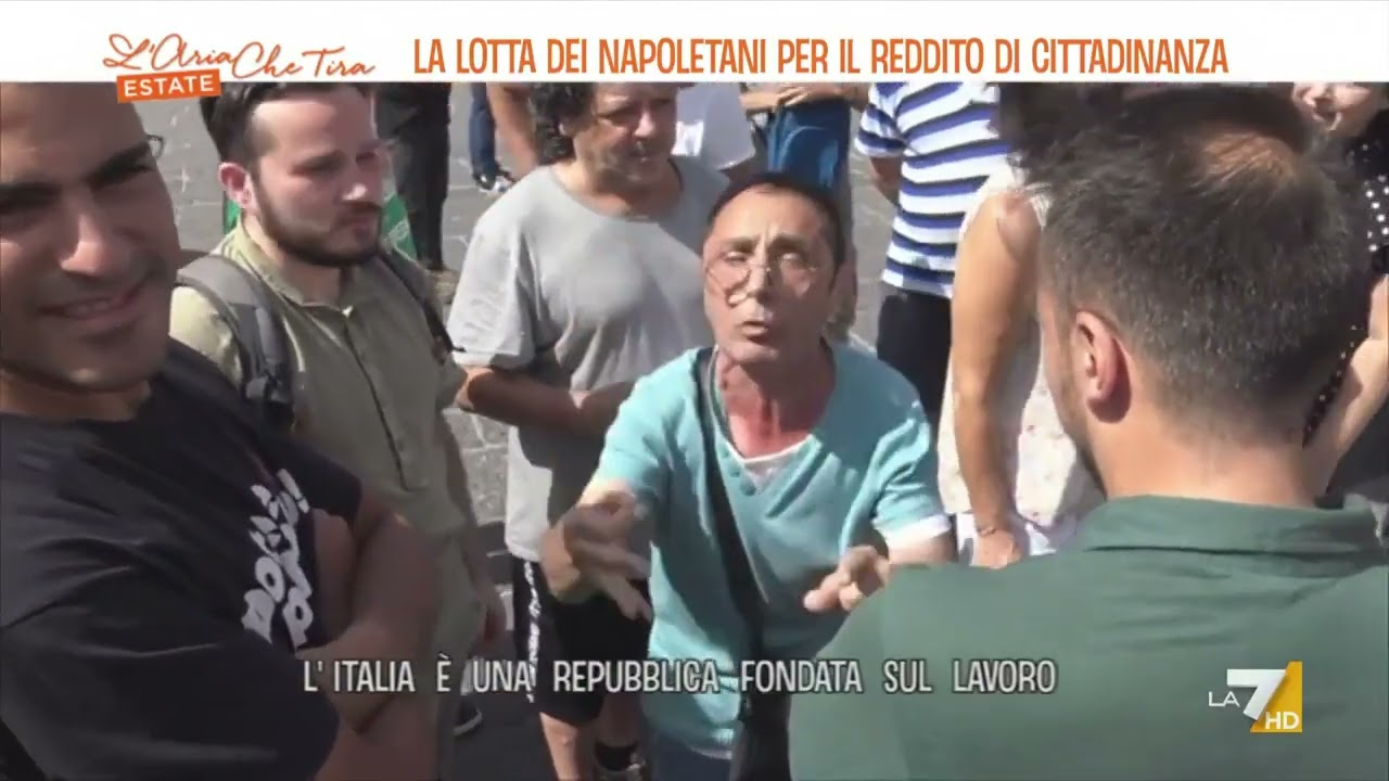 La lotta dei napoletani per il reddito di cittadinanza