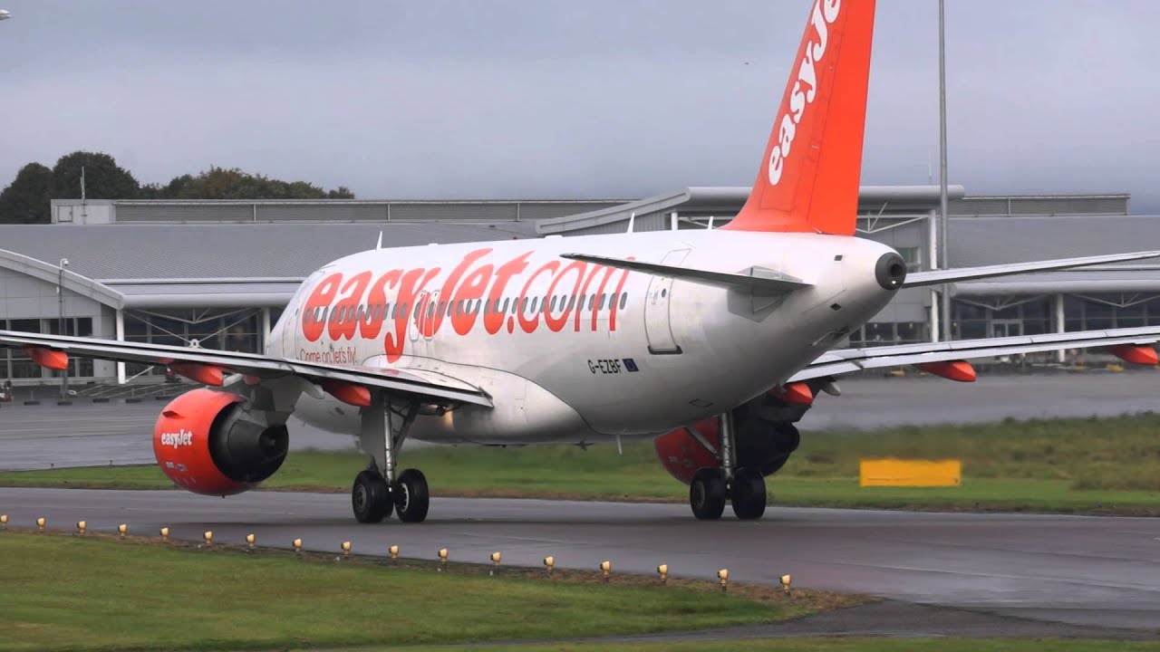 EasyJet Airbus 319 landing Inverness Airport(EGPE), Scotland