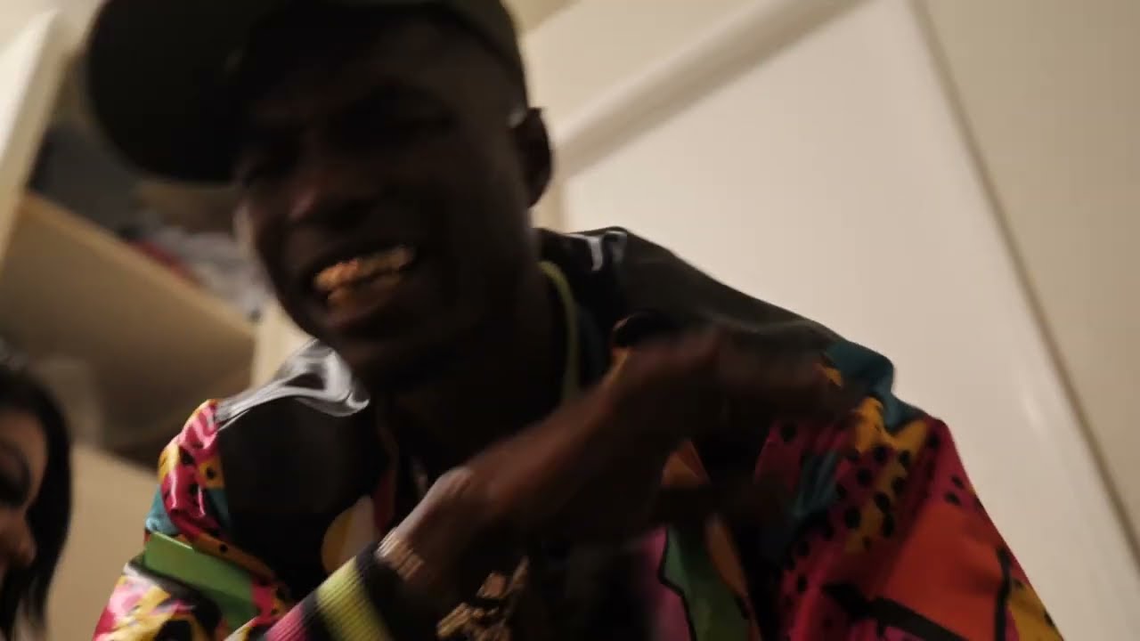 3KneeBleeder - $HiT SMOKE (Official Music Video) shot by WakeUpRaw