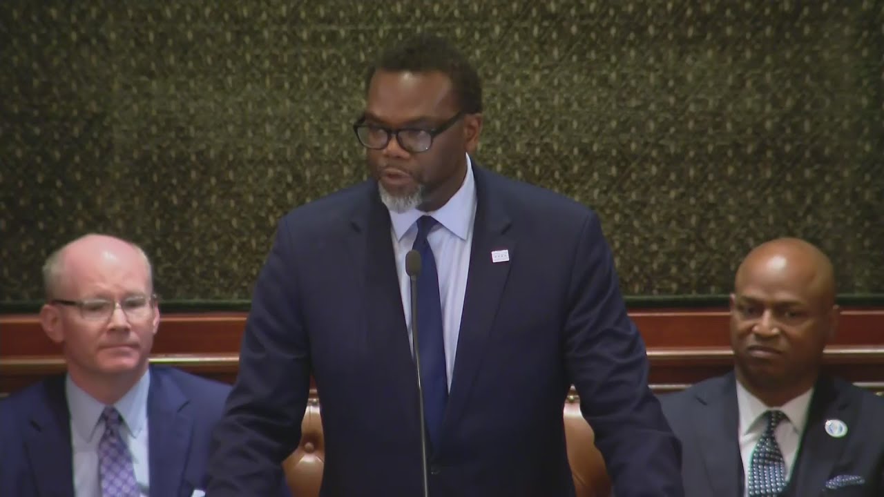 Mayor-elect Brandon Johnson calls for bringing Chicago, state together in Springfield speech