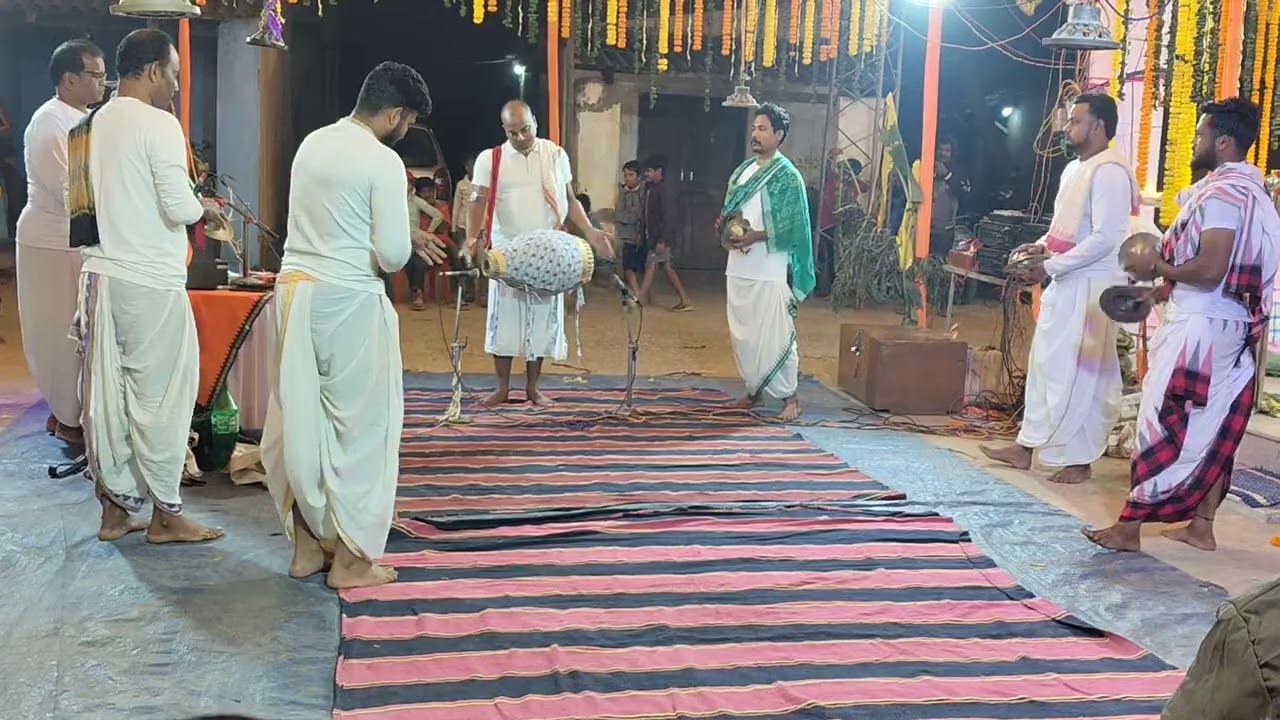 Mahamantra nam kirtan baba ji shri radhacharan das sir Laxmidhar nayak & group 🙏🙏🙏