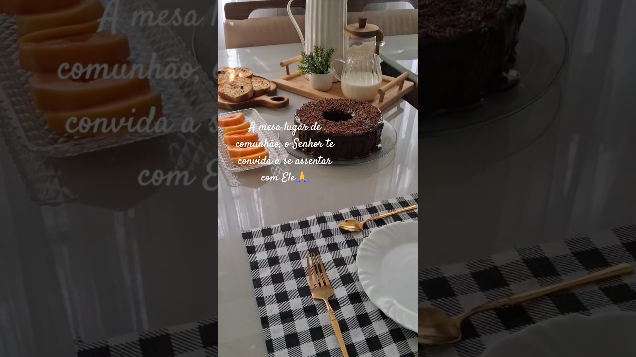 Mesa lugar de comunhão o Senhor te convida a se assentar com Ele 🙏