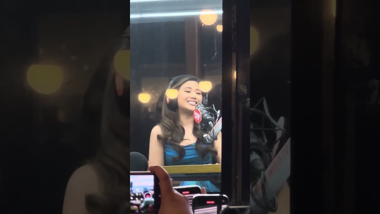 Morissette raw performance of Alitaptap at Wish Bus Road Show