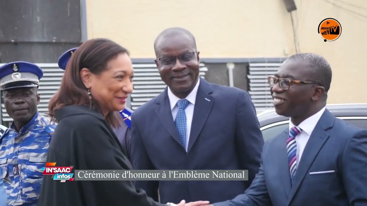 INSAAC/ CEREMONIE D'HONNEUR A L'EMBLEME NATIONAL