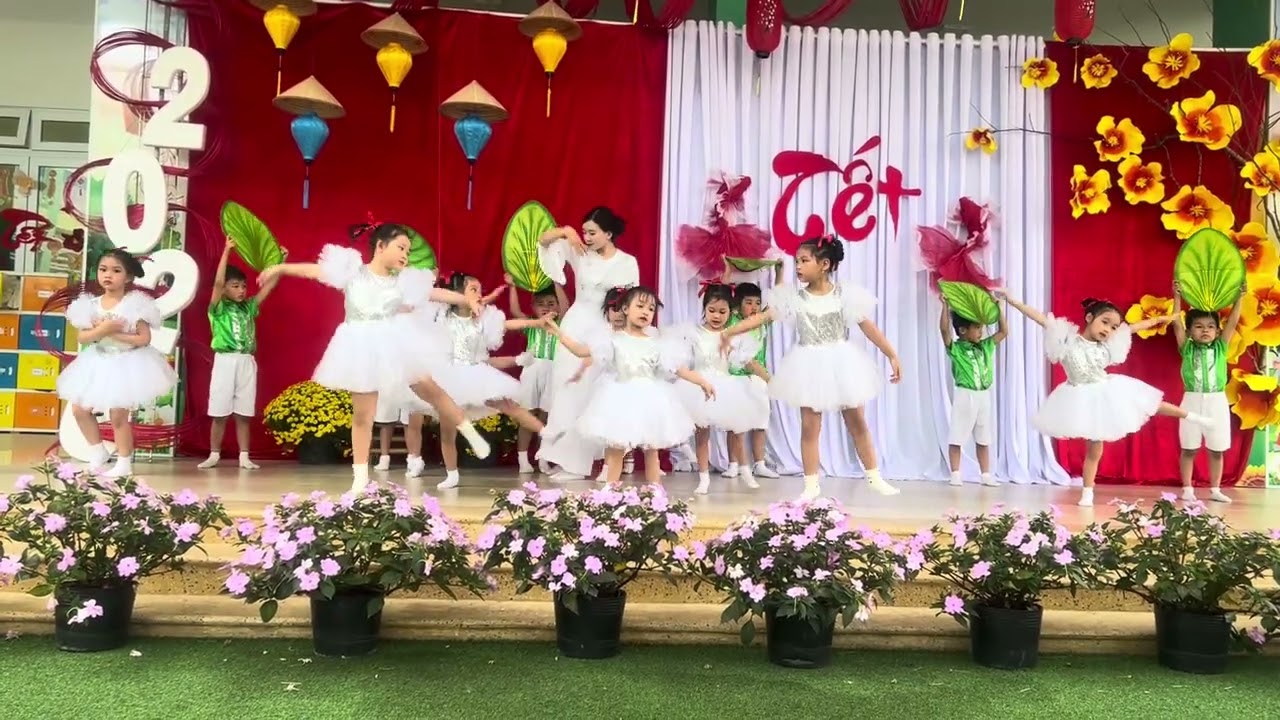 ngày 5 tháng 2, 2026
