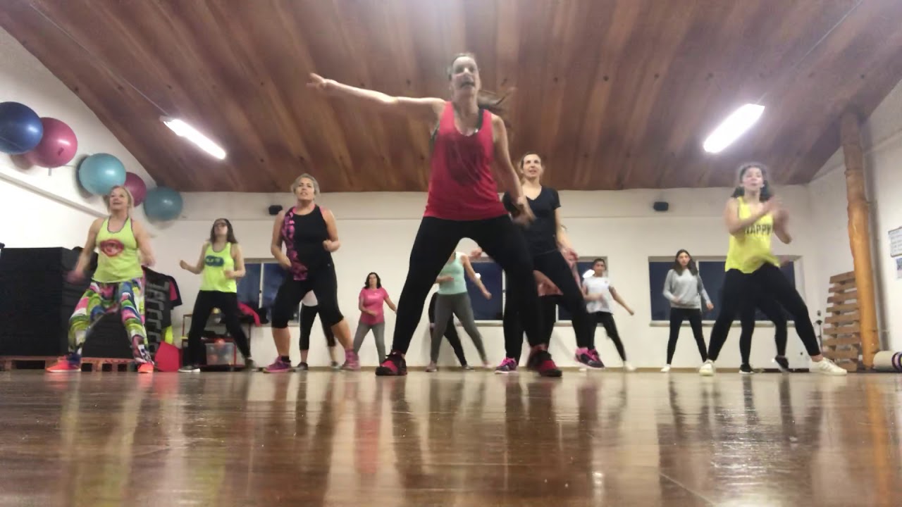 Con Calma - Zumba - Paula Matinhas