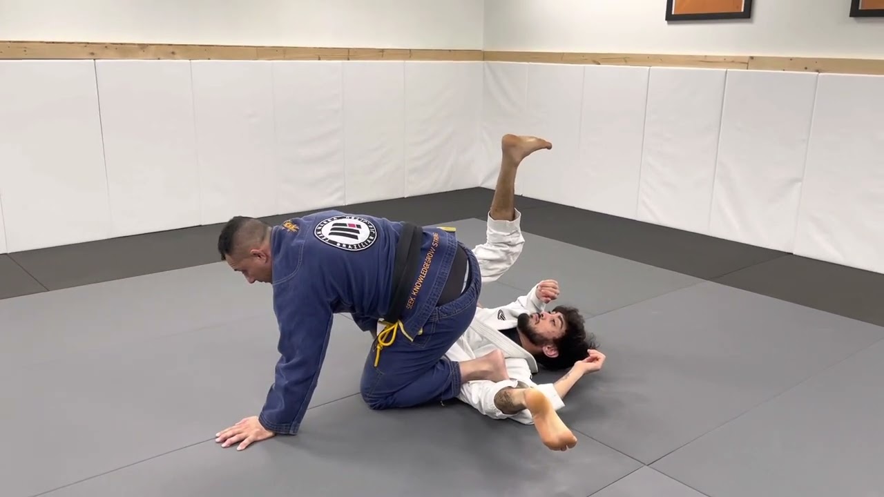 Double Under pass  3 submissions and 2 back takes from the same setup.