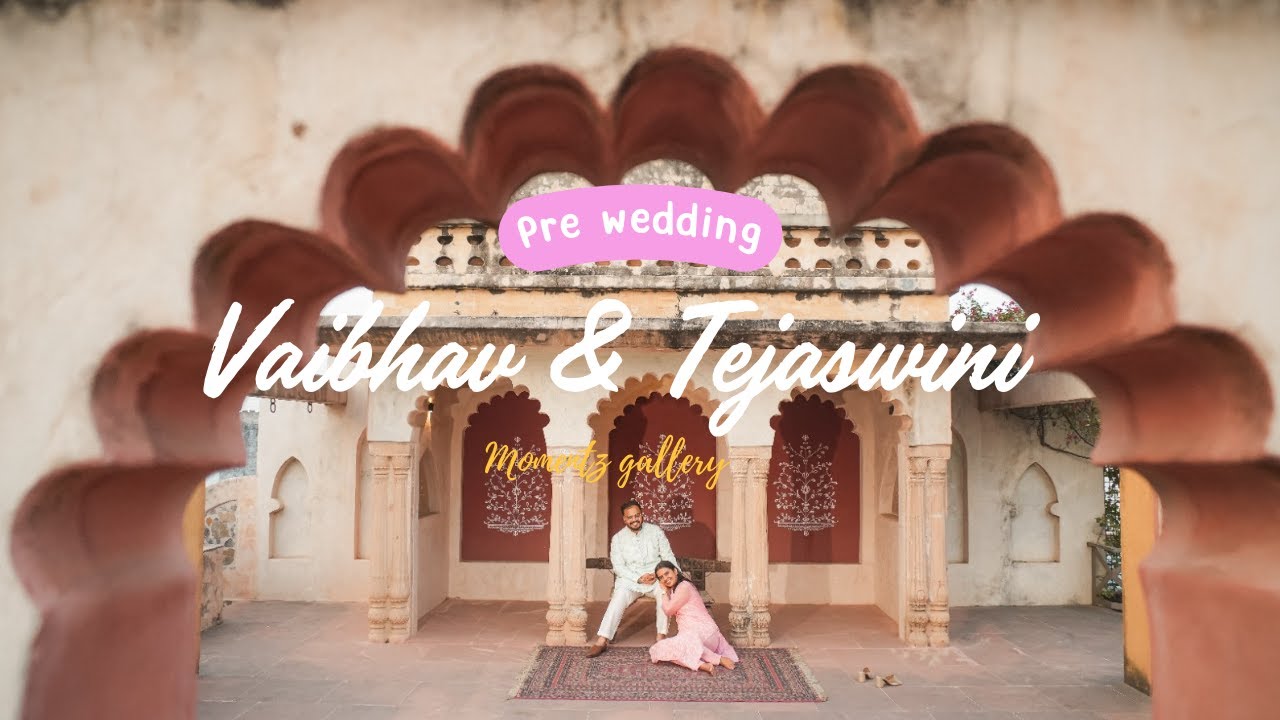 Pre-Wedding Special 💕 | Vaibhav & Tejaswini | Momentz gallery