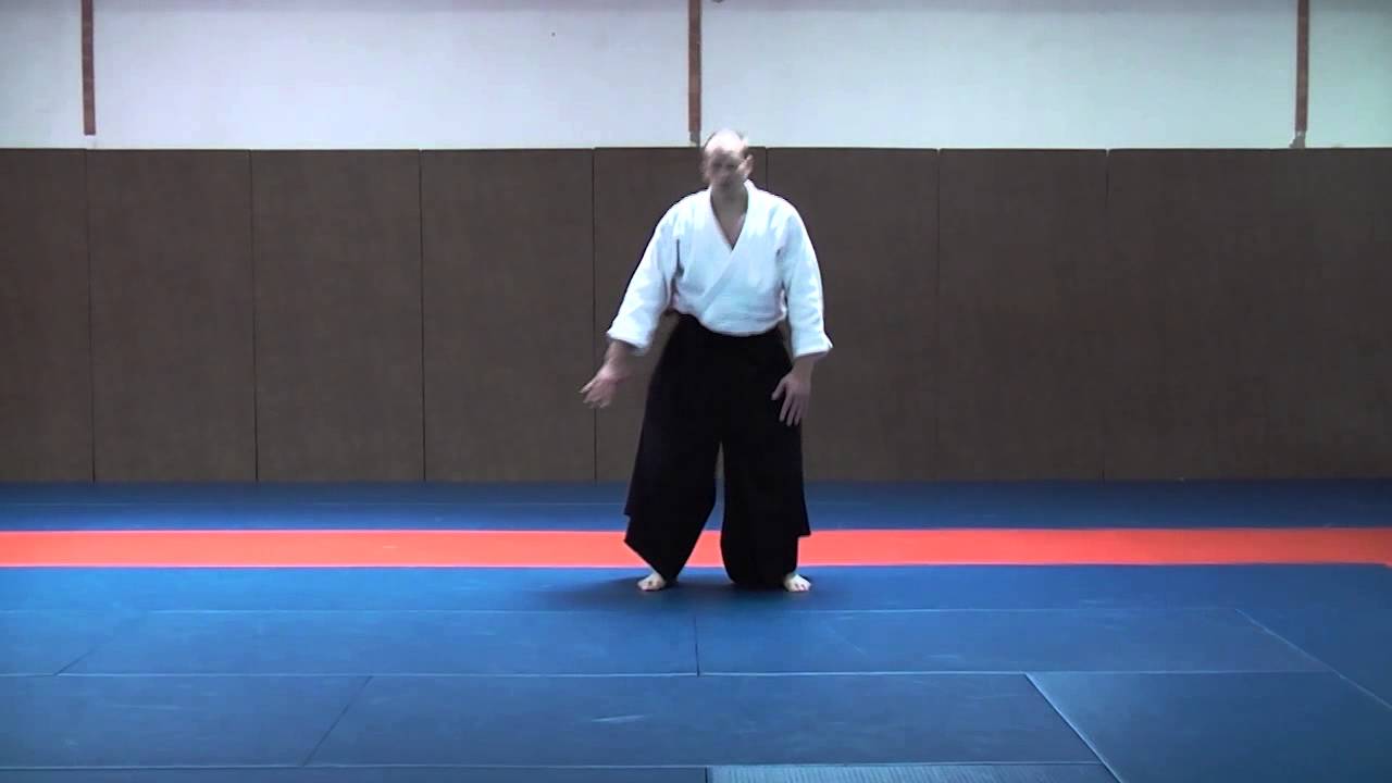 Aïkido. Chutes et relevés / Ukemi / Falling techniques 2/4.