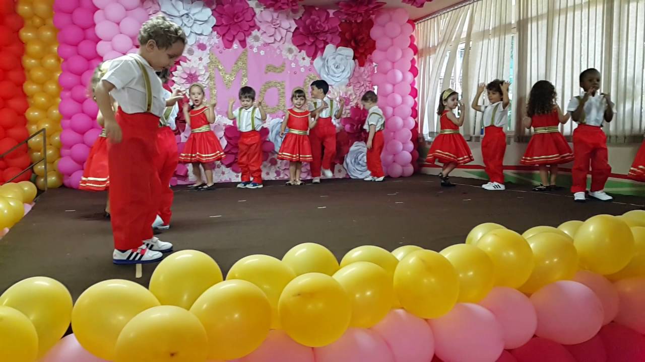 Apresentação dia das mães escola montessoriana infantil 3