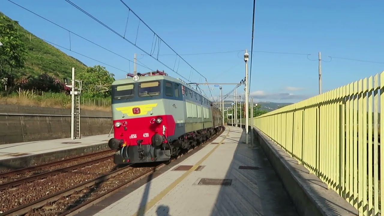 Mix di treni di Luglio a Pisciotta Palinuro p.2/2
