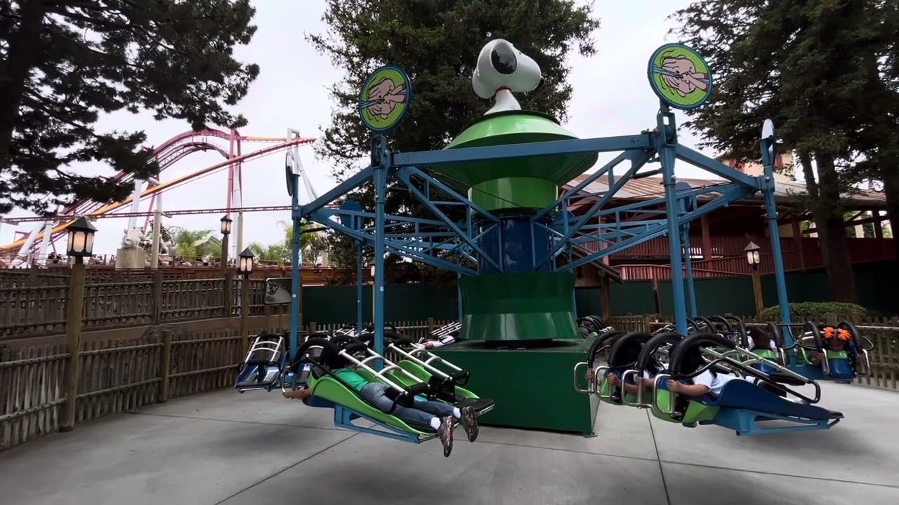 Linus Launcher - Camp Snoopy at Knotts Berry Farm