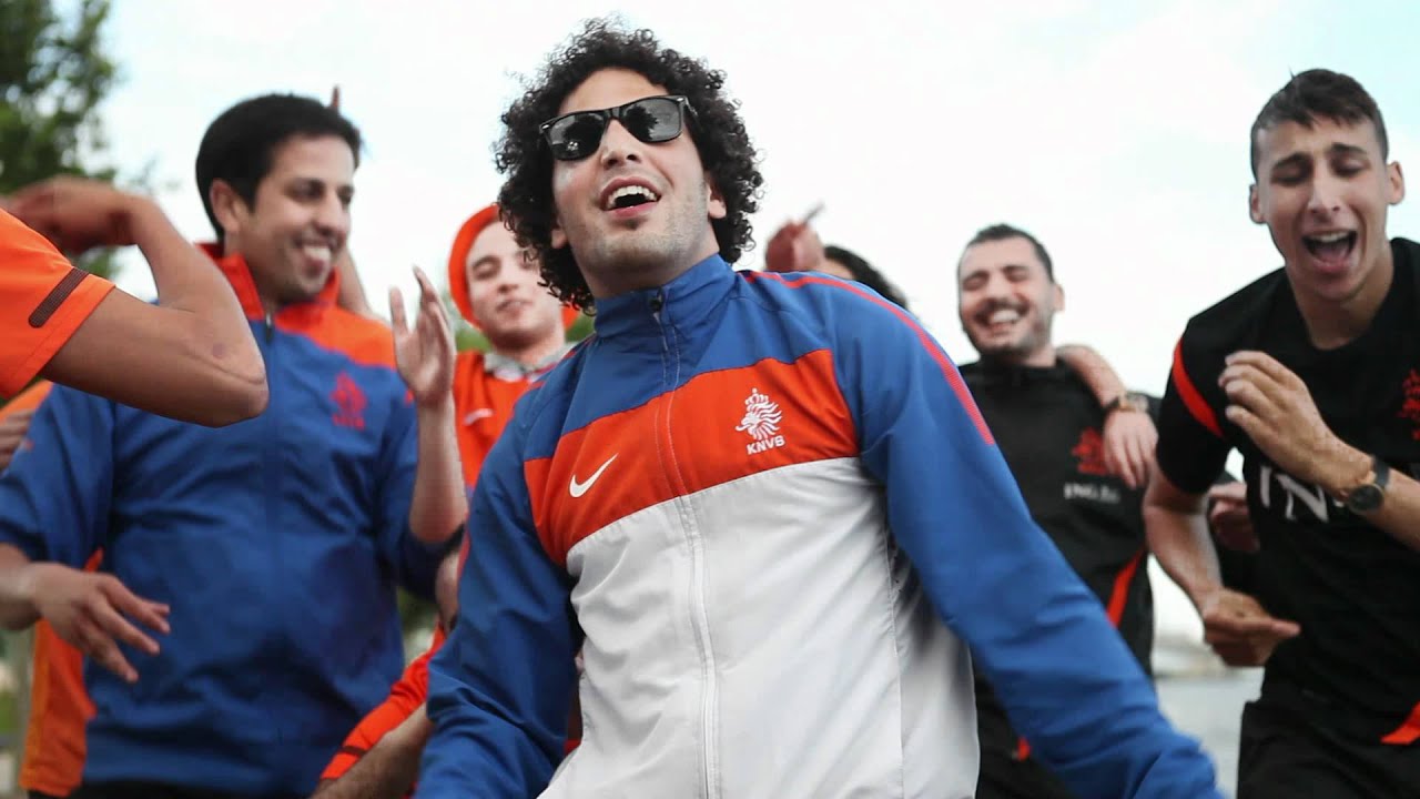 BORRELNOOTJEZ OFFICIAL EK LIED 2012 : 'ALLEZ ALLEZ HUP HUP'