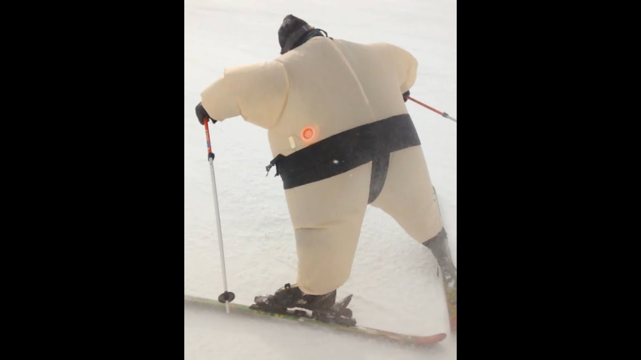 Sumo costume skiing - Val Thorens 2015
