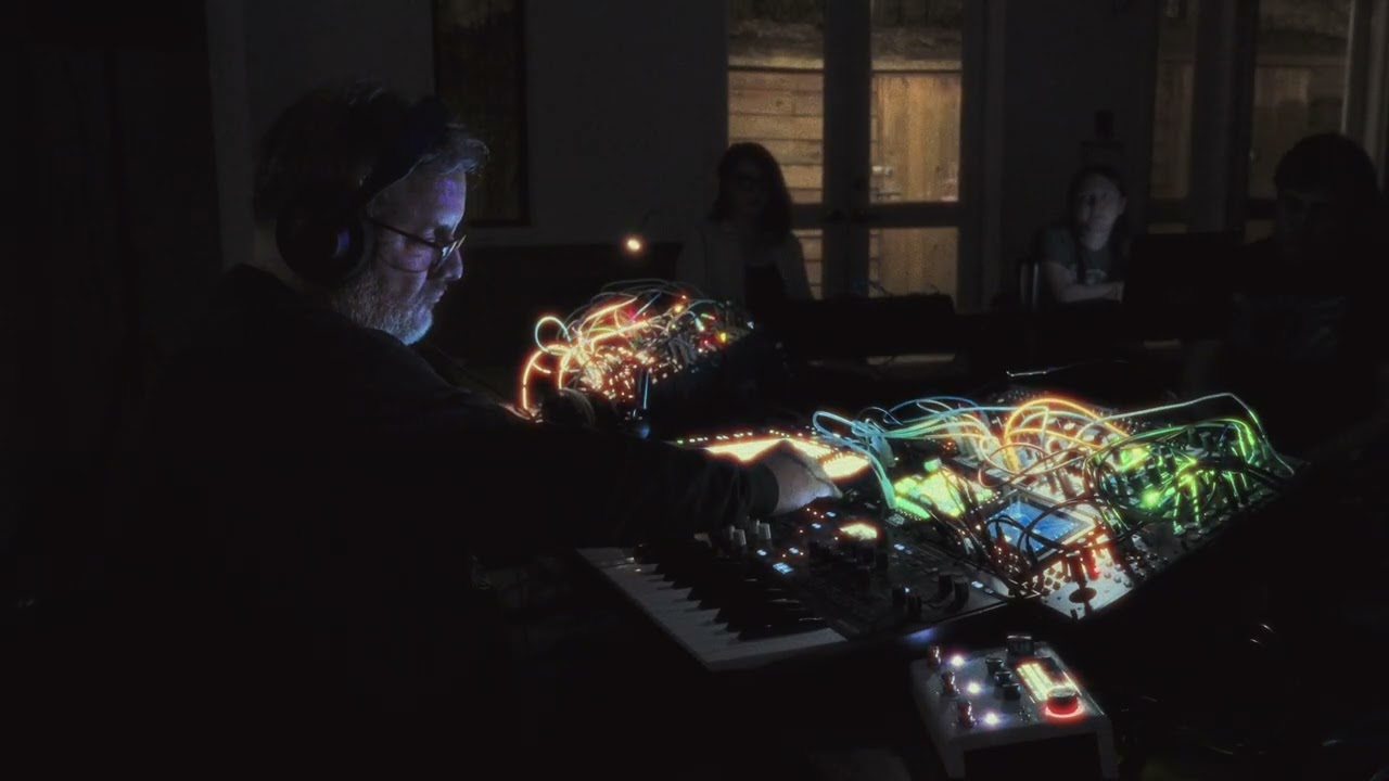 Modular Love - Xryz (Live)