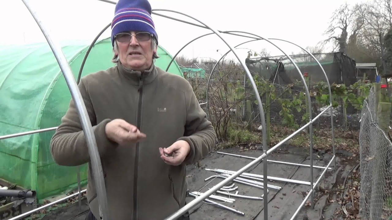 Julie's Allotment - Grow Ur Own 2 x 4m Polytunnel - Part 1