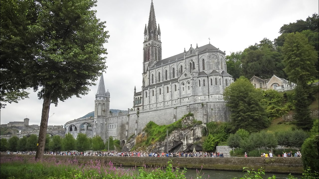 Sanctuary of Our Lady of Lourdes (Sanctuaires Notre-Dame de Lourdes), Pilgrimage Site in France