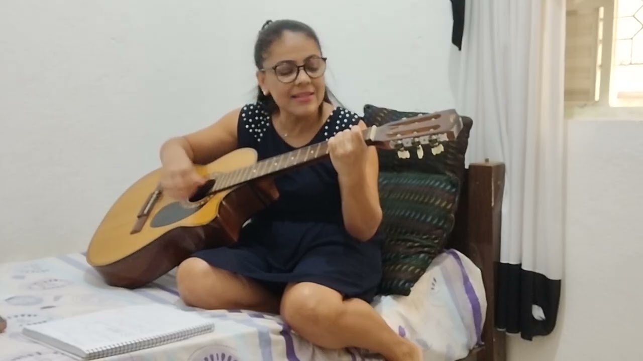 A Ele a glória - ( violão eu aprendendo simplificada) ( 24/05/2025)