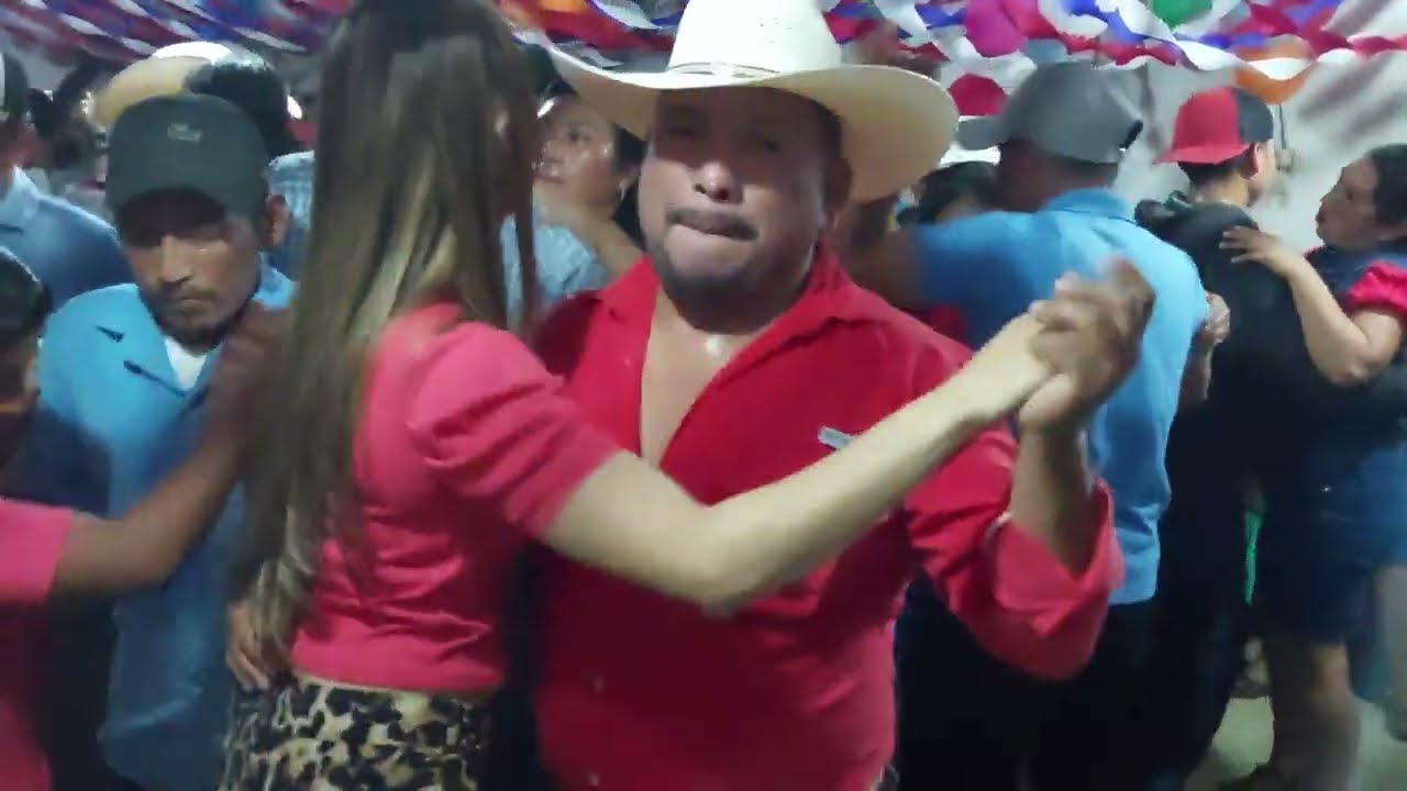 mix al estilo armando y rene ,pero con ,MARIMBA SONORA QUETZAL