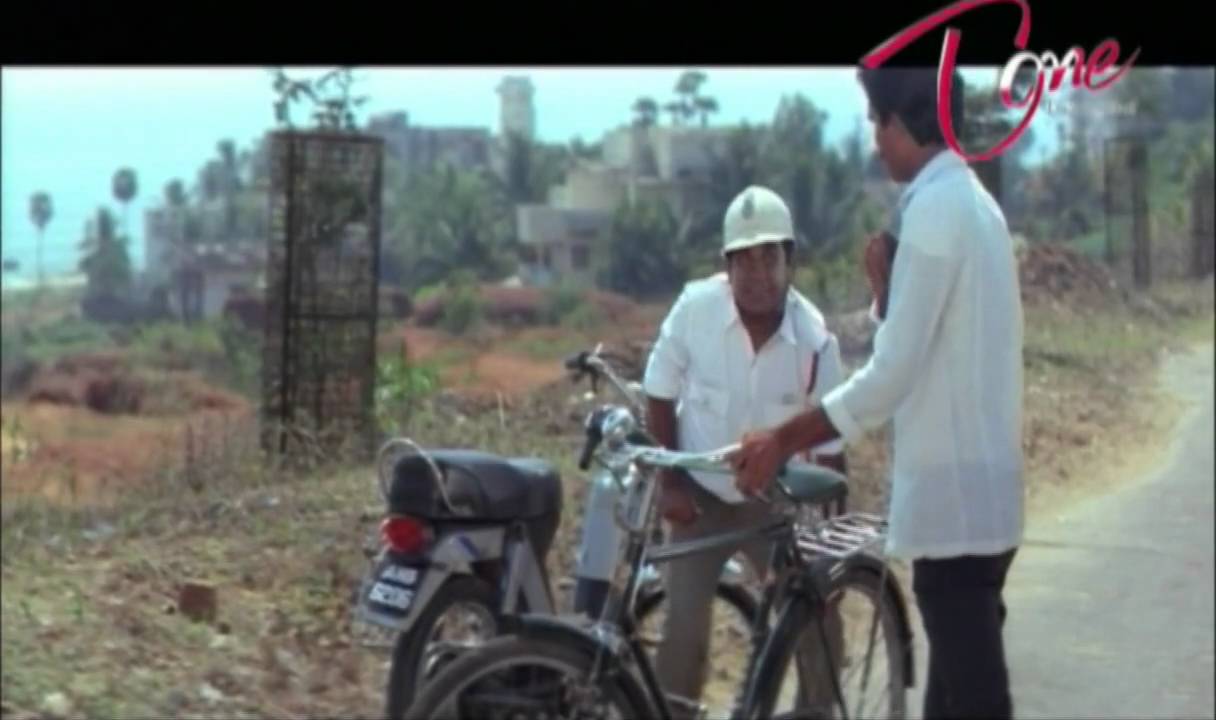Brahmanandam as Traffic Police - Stopped Mohan babu
