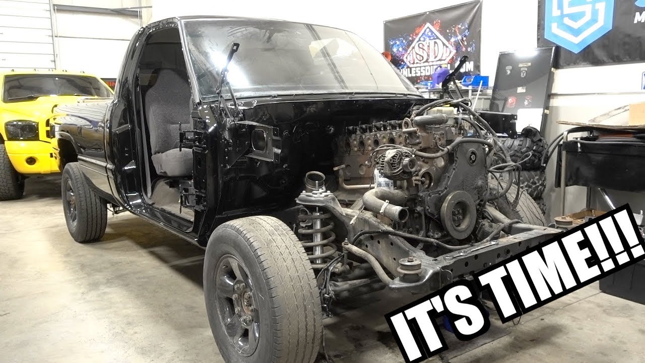 REBUILDING THE 24V CUMMINS ENGINE!!! PART 1