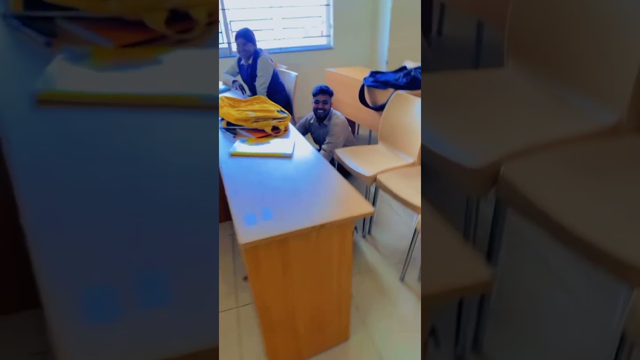 Class mai lunch 🥗 #college #collegelife #collegevlog #masti #classroom #funny #funnyvideo