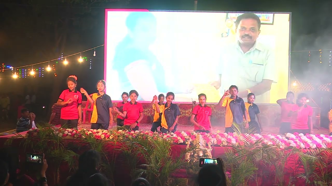 students celebrating their school life memories with patashala song at annual day