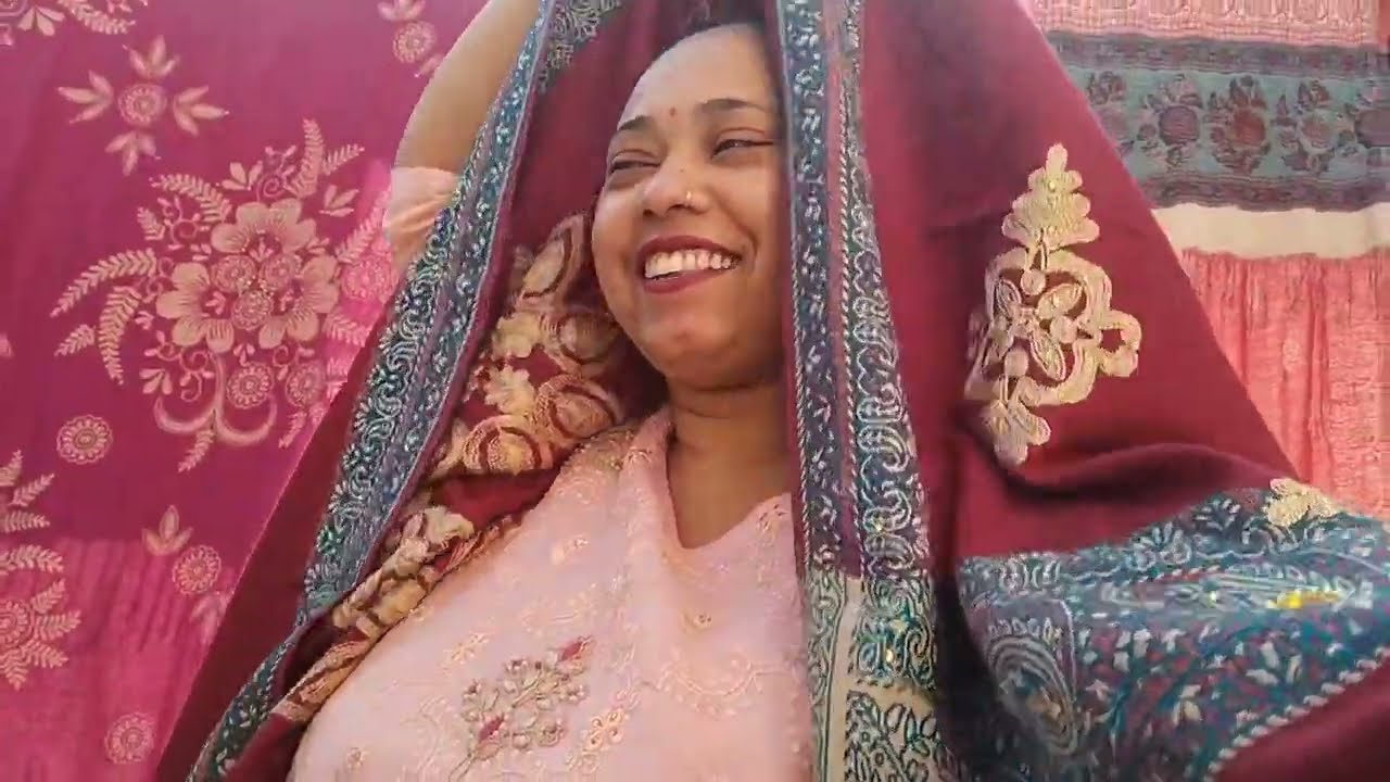 ताई जी ने क्या बोल दिया 😮 प्यार भर भर के बनाया गाजर का हलवा #bhawnabkdvlogs #indianfood #gajarhalva 