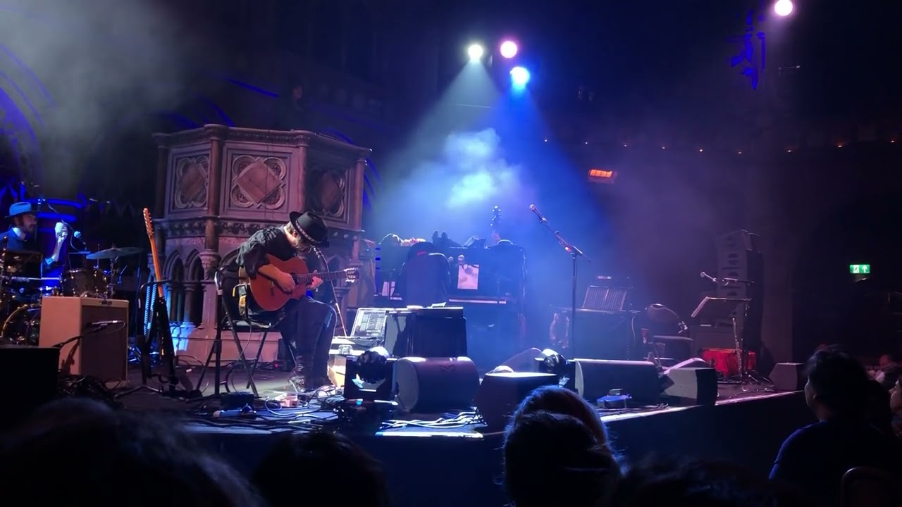 Vinicio Capossela - Non è l'amore che va via