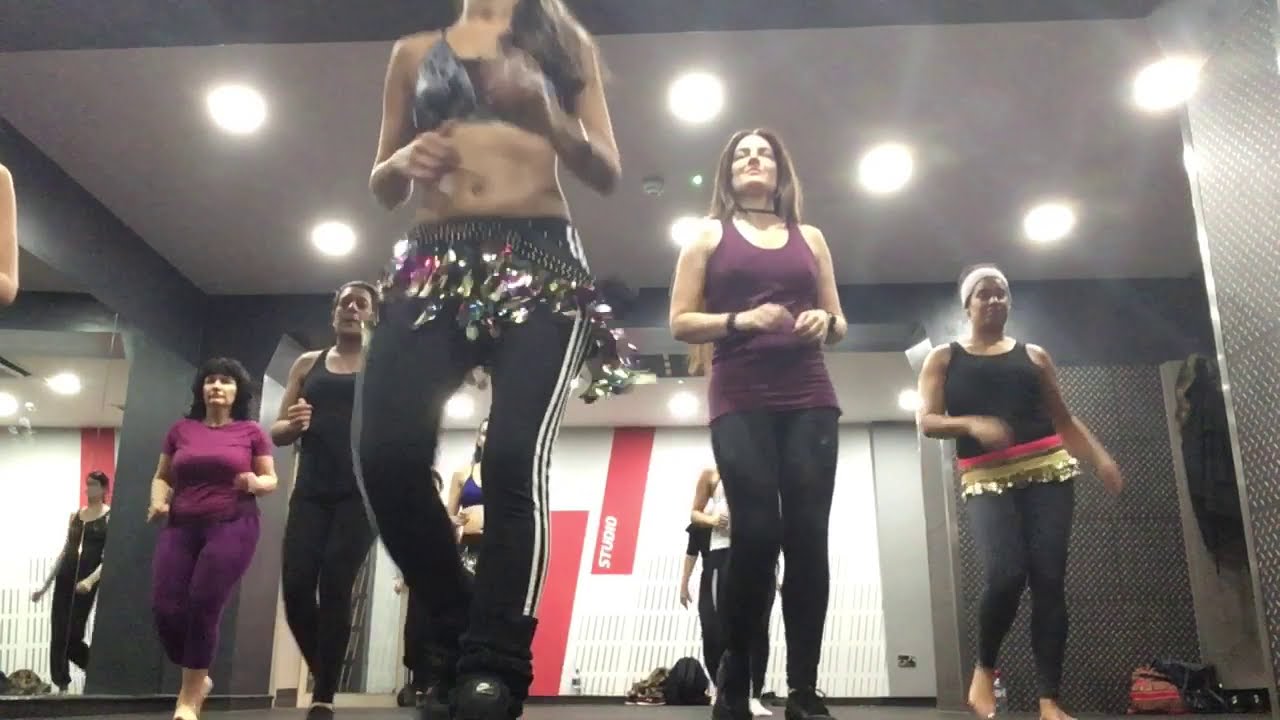 BACHATA FOOTWORK WARMUP WORKOUT | DiscoverDanceUK